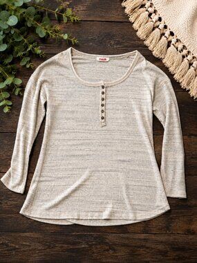Ophelia Roe “M.A.Z.I.K” Long Sleeve Top — Size Small